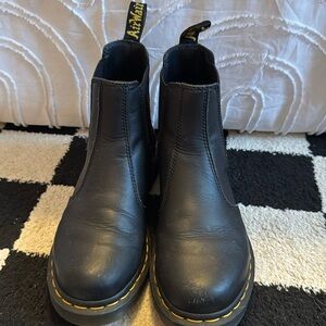 Doc Marten Chelsea Boots